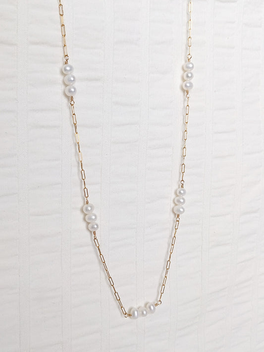 Collier pour femmes, chaîne paperclip, gold filled 14k, perles d'eau douce