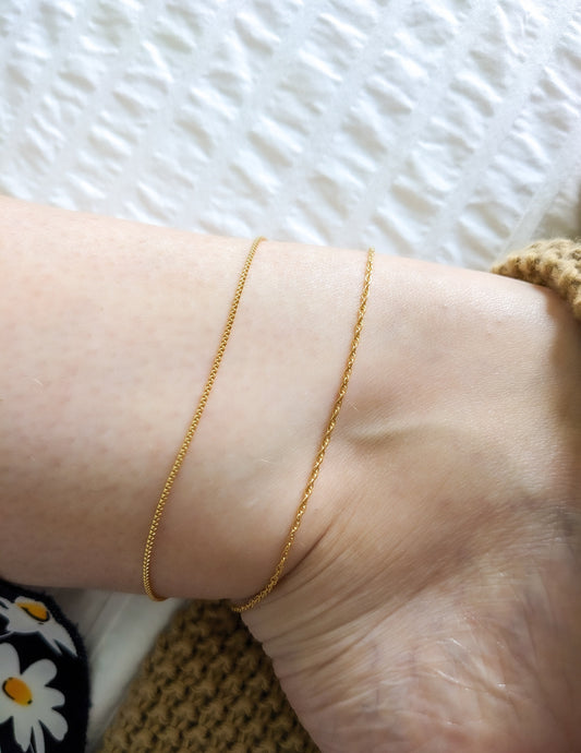 Cubic anklet